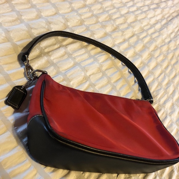 Coach Red Fabric/Leather Handbag E042-4291 - Picture 3 of 7